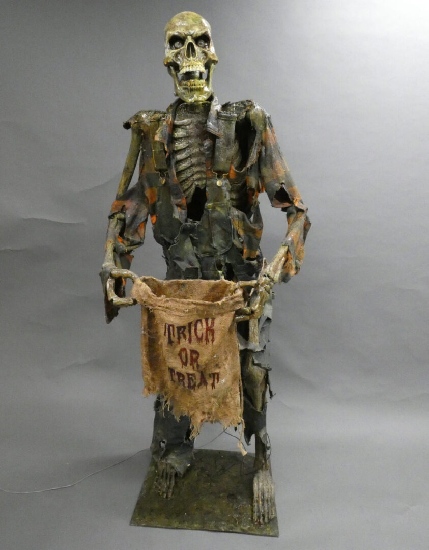 Trick or Treat Animated Corpse - Pneumatic